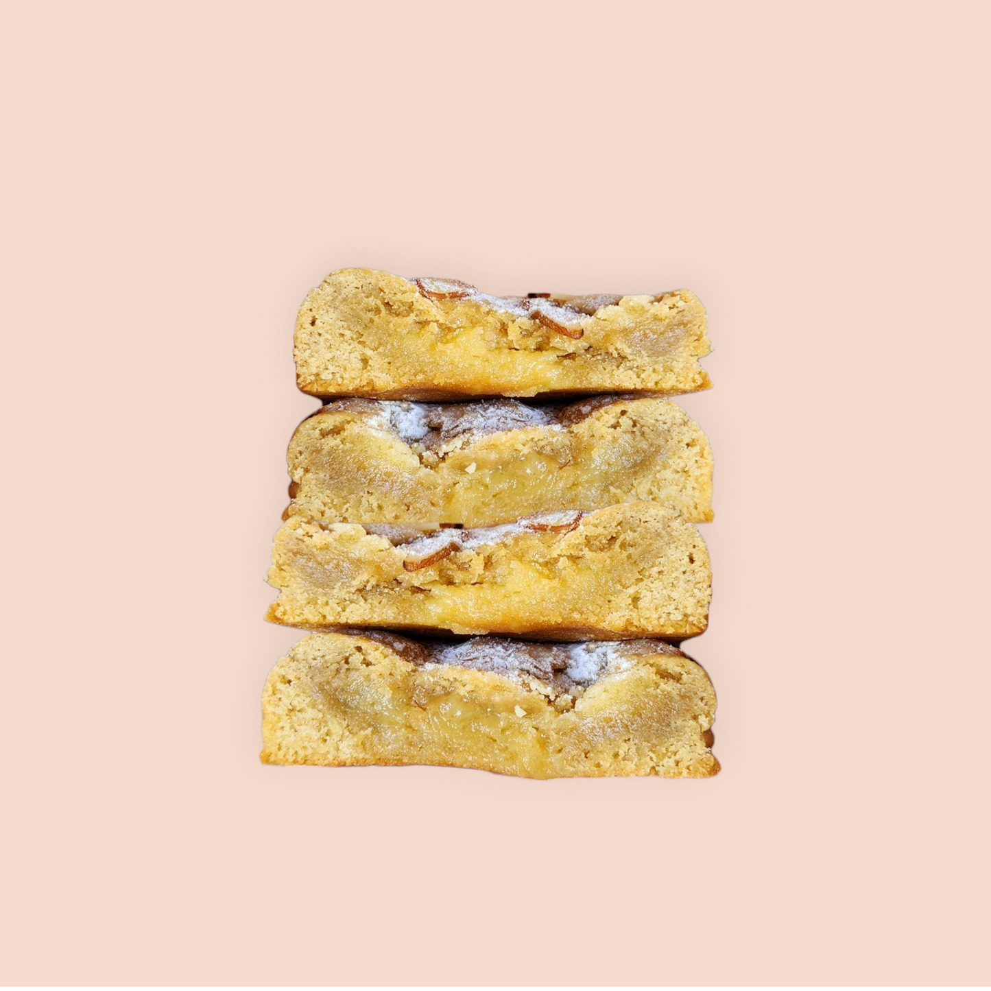 Mandel Croissant cookie